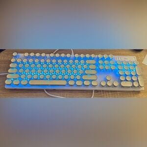 Blue light up keyboard